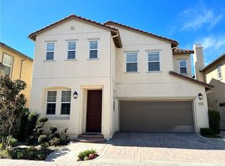 3216 S Alton Ct, Santa Ana, CA 92704