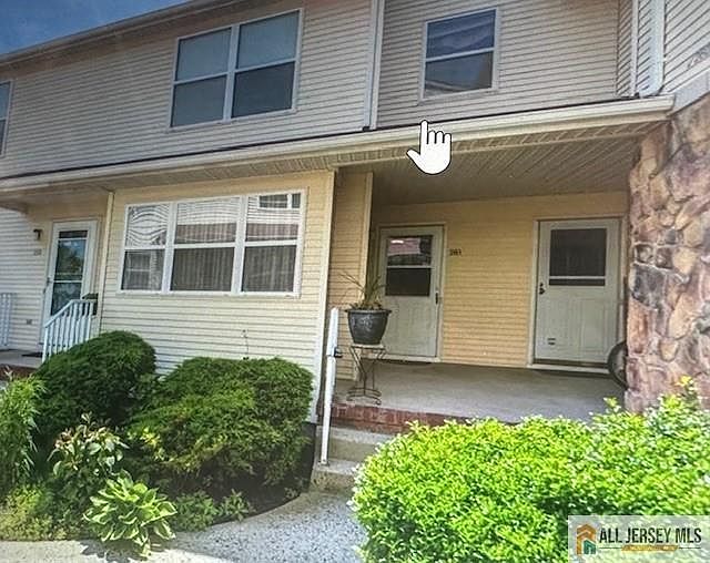 1st image of 261 Dorset Ct