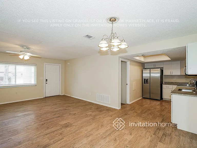 1309 Castleworks Ln — Photo 6