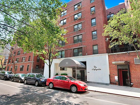 2nd image of 30 E 9th St APT 3F