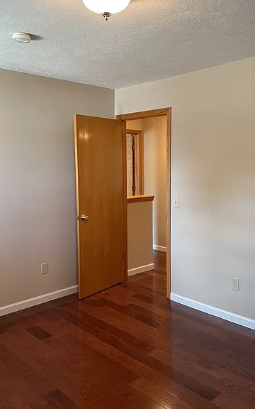 Bedroom (South)
