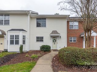 4226 Melrose Club Dr, Matthews, NC 28105