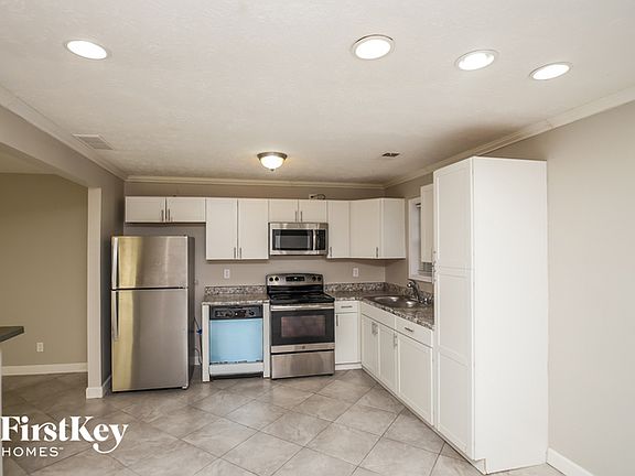 5th image of 2640 Bankstone Dr SW