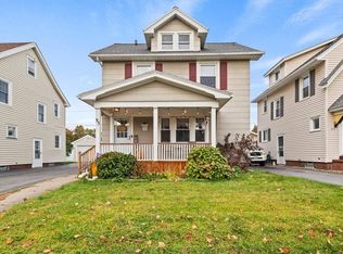 93 Delray Rd, Rochester, NY 14610