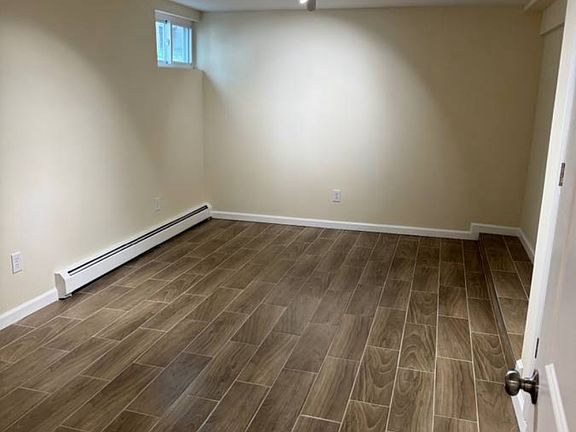 4th image of 60 Homecrest Ave