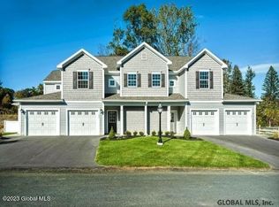 503 Grayson Pl, Schenectady, NY 12302