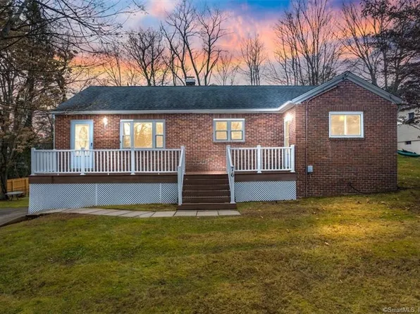 76 Cannon Street, Hamden, CT 06518