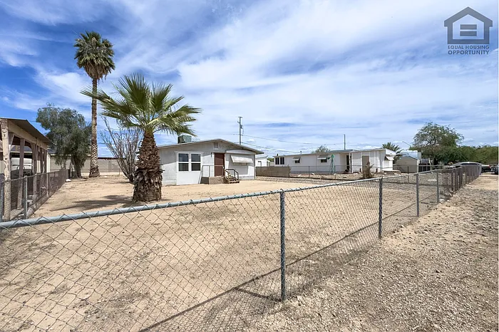 2 bed, 1.0 bath, 950 sqft, $1,199 — Photo 4