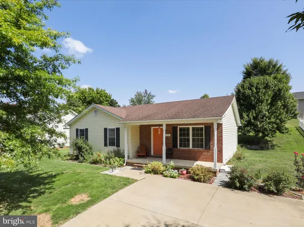 1114 Ashby St, Front Royal, VA 22630