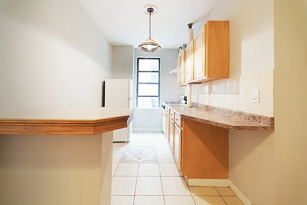 Rented by Sohayegh Enterprises Corp. | media 8