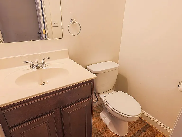 1737 Olive St — Photo 8