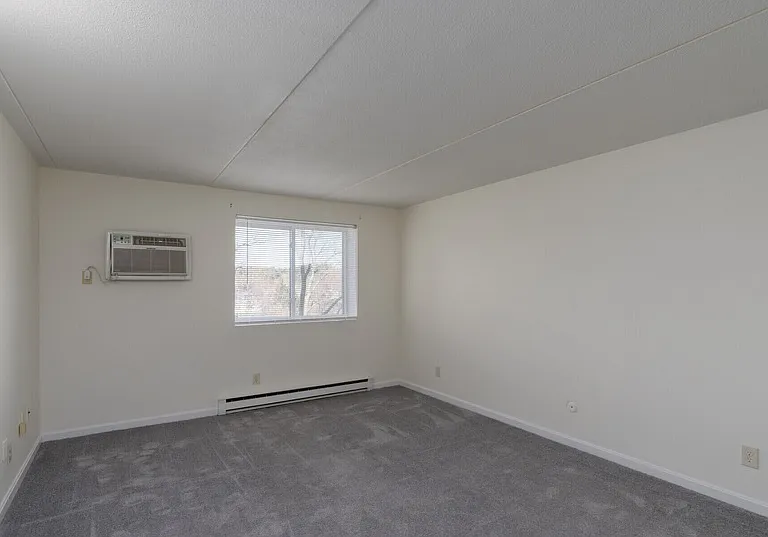 60 Nicholas Rd #53 — Photo 2