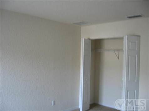 4th image of 1962 SW Newport Isles Blvd