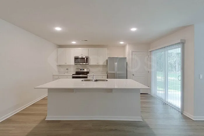 104 Overstreet Way — Photo 6