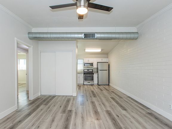 2nd image of 320 W Earll Dr #8