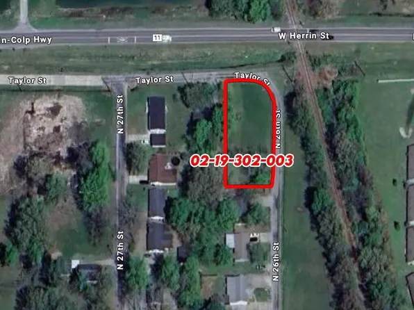 N 26th St, Herrin, IL 62948