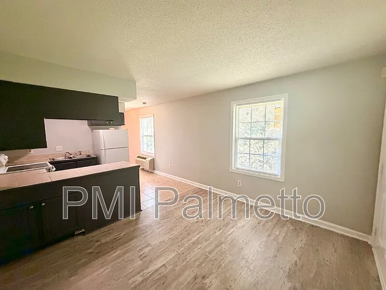 1908 Tall Pines Cir #4 — Photo 4