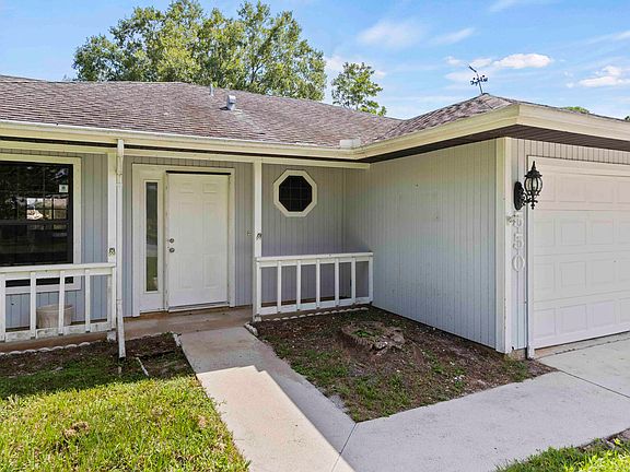 2nd image of 550 NW Billiar Avenue