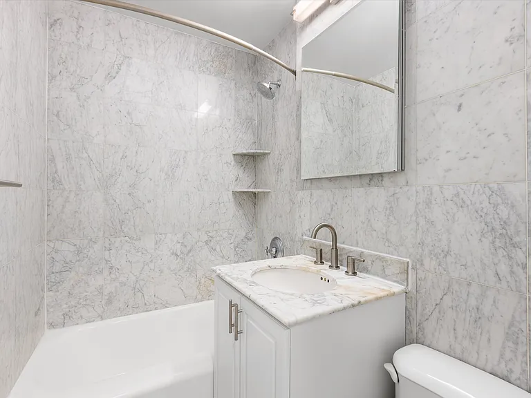320 E 23rd St #5N — Photo 8