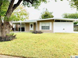 4612 Dahlia Ln, Victoria, TX 77904