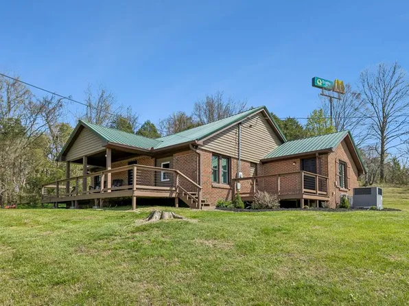 126 Rogers Rd, Gordonsville, TN 38563