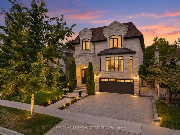 40 Sultana Ave, Toronto, ON M6A 1T1