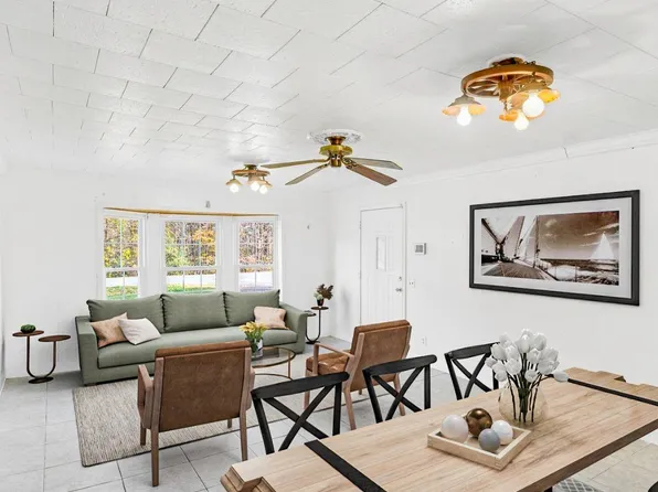 3913 Puetts Chapel Rd, Dallas, NC 28034