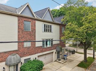 805 E Pearson St, Milwaukee, WI 53202