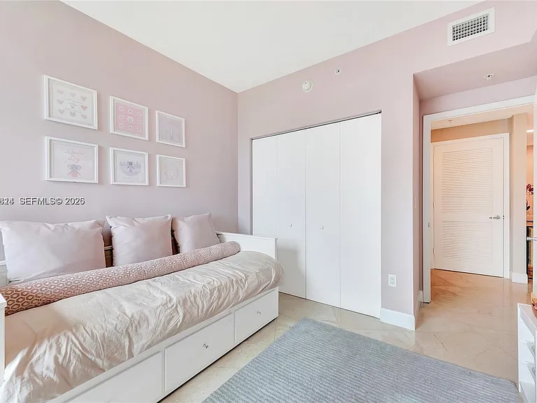 3030 NE 188th St #603 — Photo 8