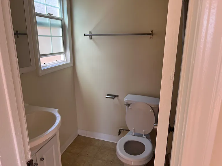 615 1/2 N Rossmore Ave #AC304 — Photo 8