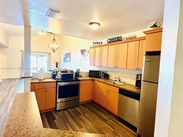 2433 SW 58th Mnr, Fort Lauderdale, FL 33312