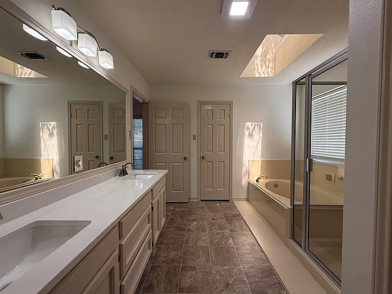8707 Sandstone Dr — Photo 20