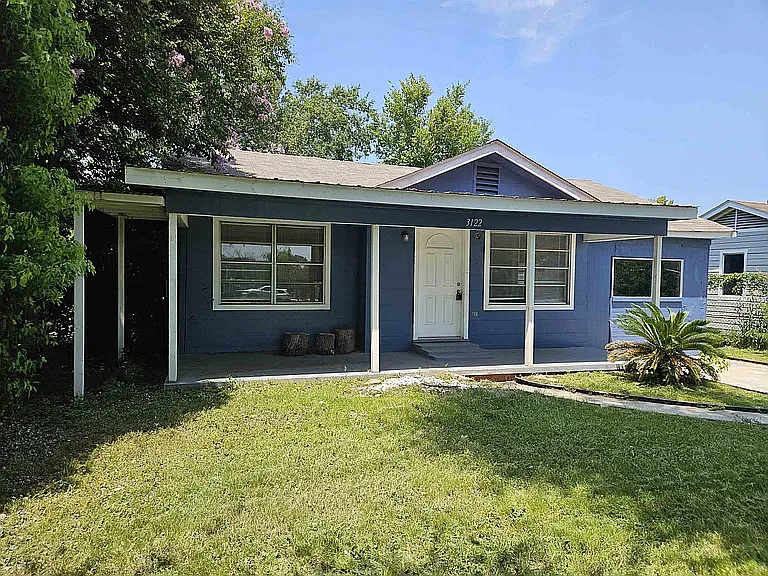 3 bed, 1400 sqft, $800 — Photo 3