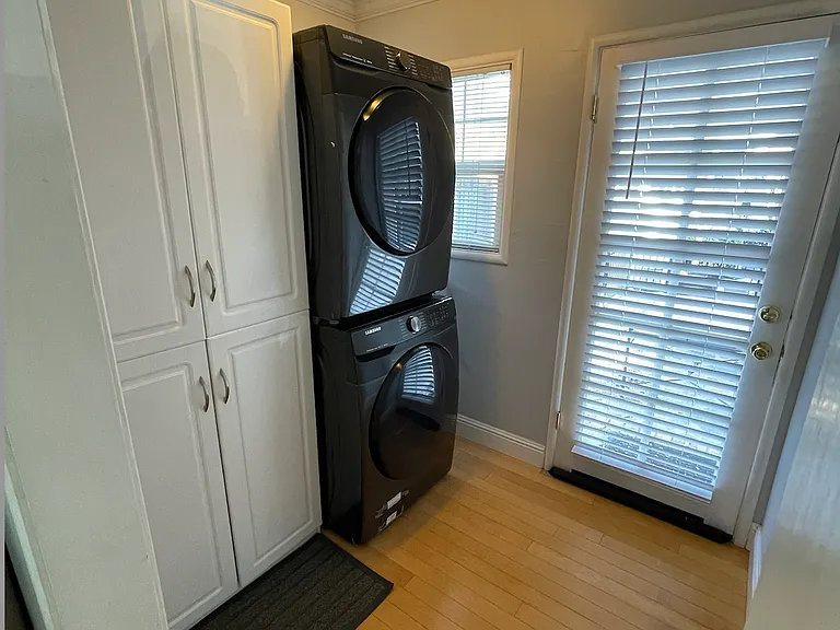 2067 Jonathan Ave — Photo 12