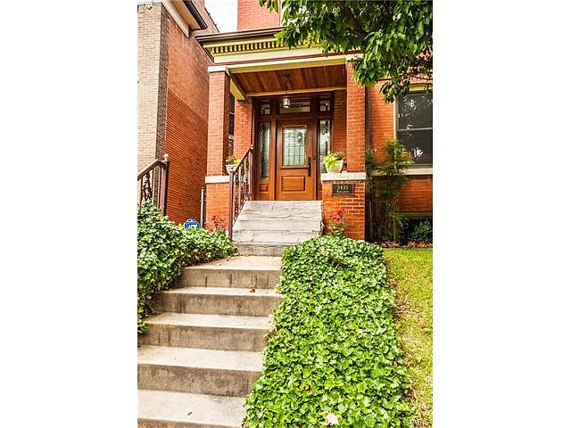 3435 Pestalozzi St photo 1