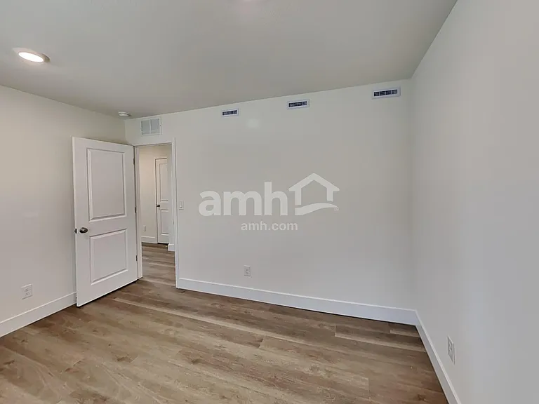 10188 Cove Mountain St — Photo 23