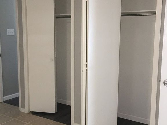 5th image of 100 Cloudhaven Dr APT 104