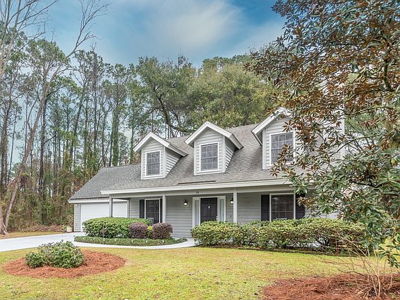 3rd image of 14 Old House Creek Dr