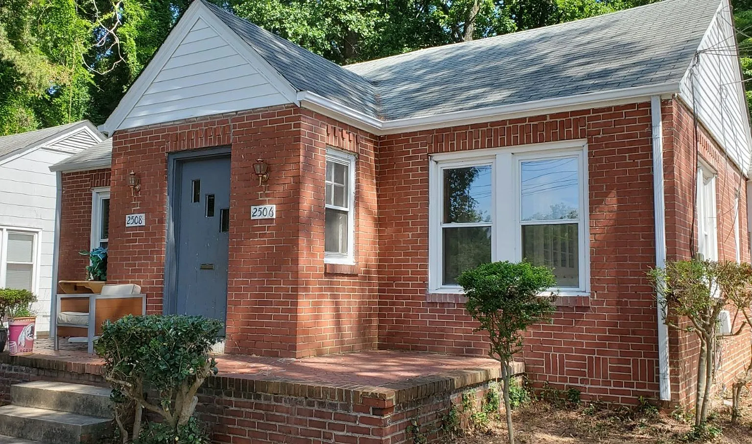 1 Bedroom 1 Bathroom Duplex! — Photo 1