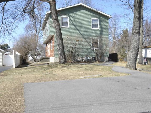 2nd image of 60 McNutt Ave