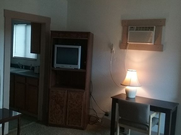 Full view of West Wall