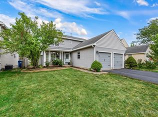 1848 Isle Royal Ln, Hanover Park, IL 60133