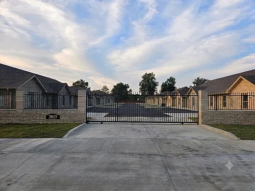 Floor plan 3815 School Street - 1-1