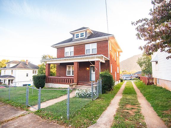 2nd image of 1011 Pechin Ave SE