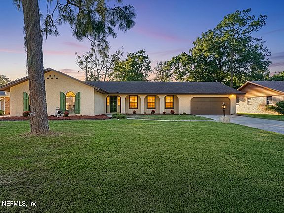 2nd image of 11766 LORETTO WOODS Court
