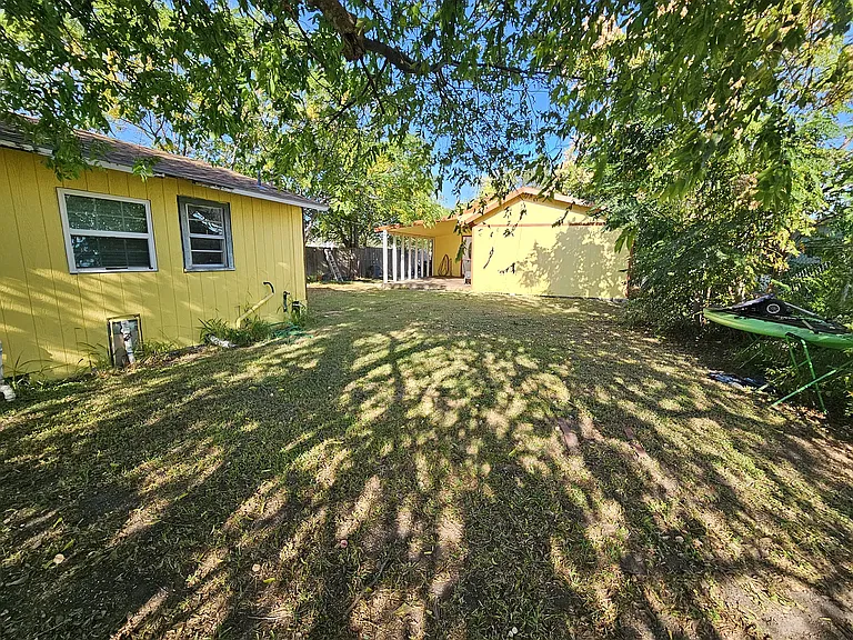 1641 15th St — Photo 34
