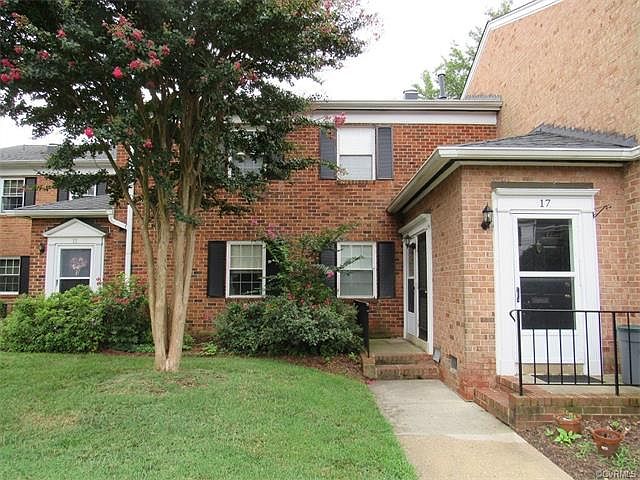 1st image of 15 Rock Garden Ln #15