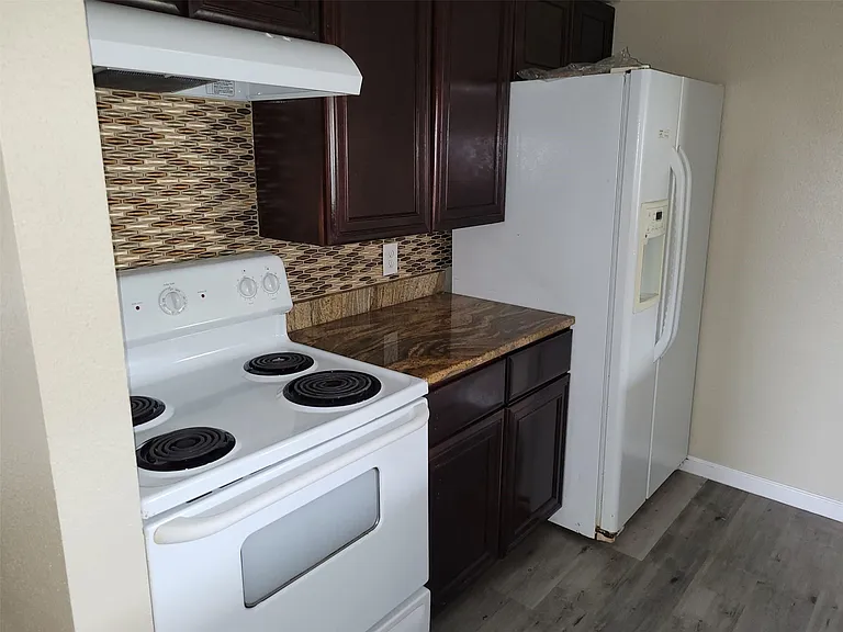 1516 Bay Area Blvd #2 — Photo 8