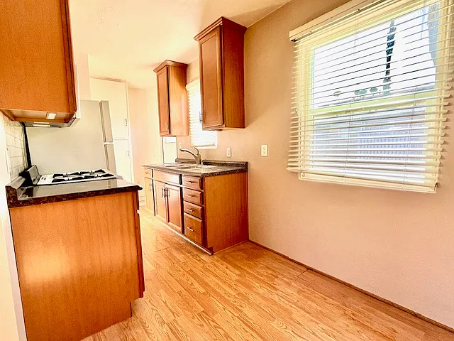 2055 N Morena Blvd — Photo 6