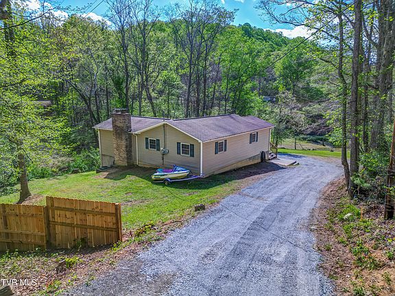 2nd image of 308 Friendship Rd